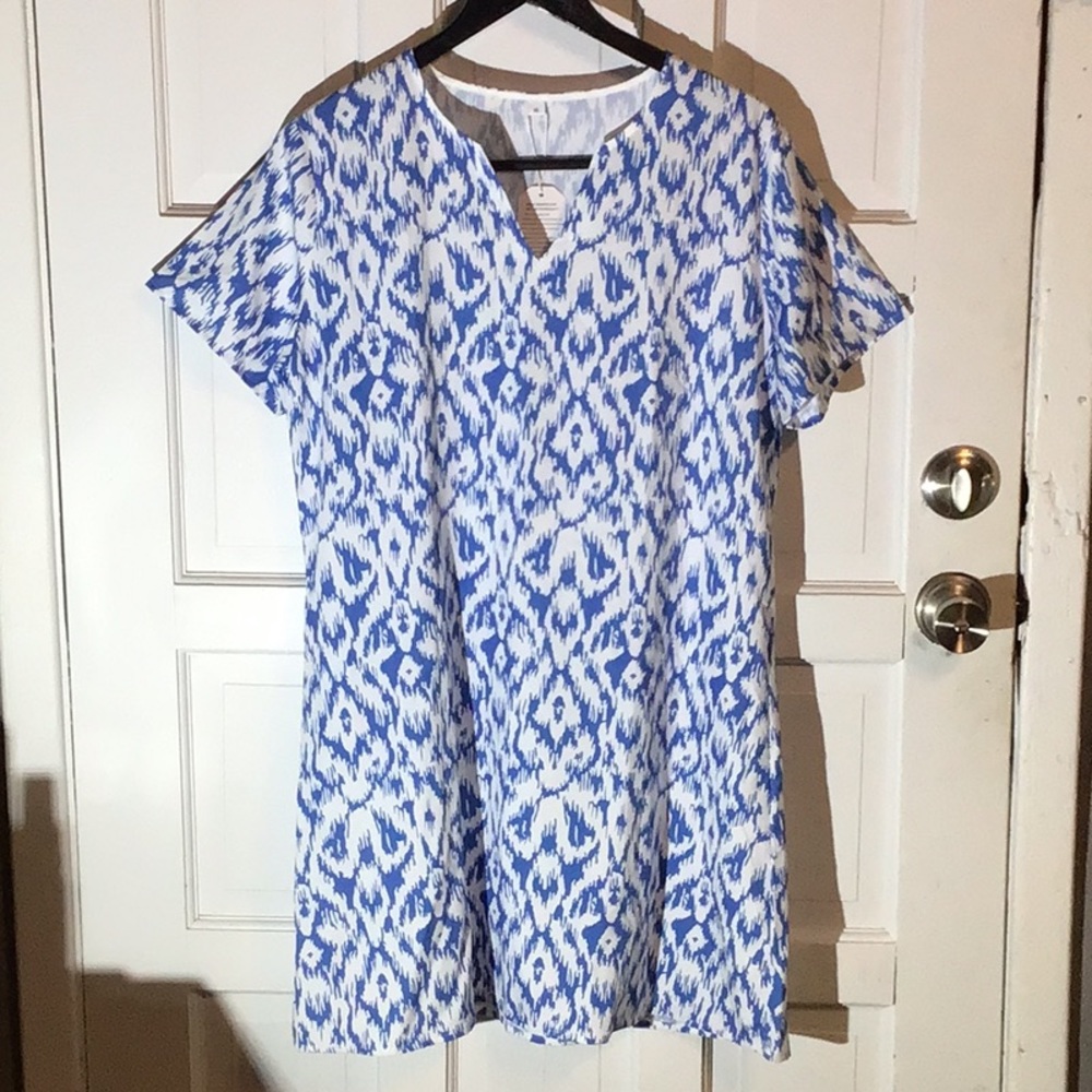 BEAUTIFUL NEW DRESS